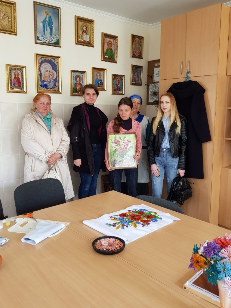 Студентки Одеського інституту ПрАТ «ВНЗ«МАУП» спеціальності Психологія відвідали вихованців Дитячого обласного будинку-інтернату для дівчат з розумово-фізичними вадами від 3-х до 18-ти років